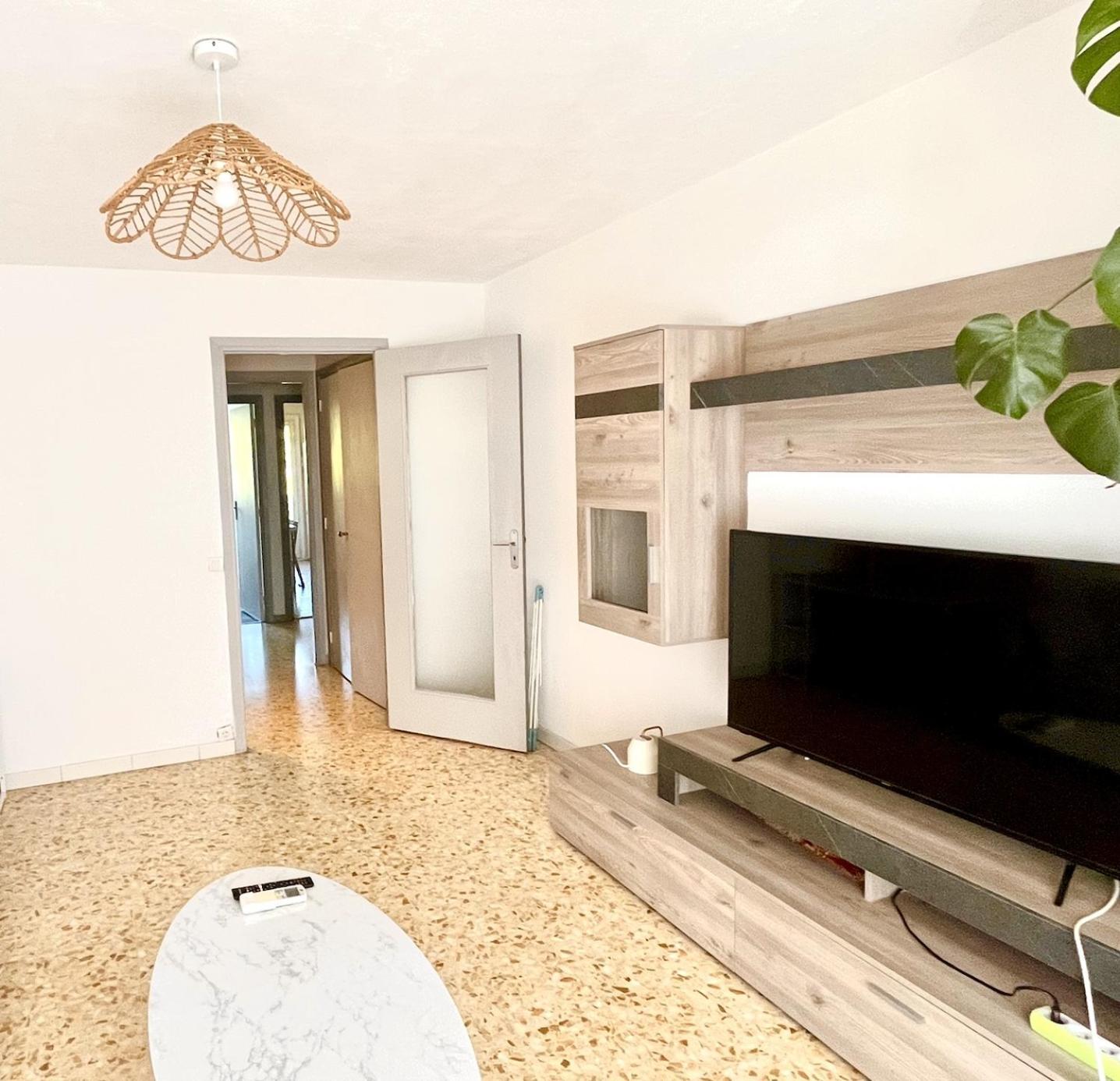 Antibes Home 2P 50M2 With Ac & Free Parking & 2 Balconies Luaran gambar
